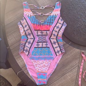 Vibrant YMI One-Piece XL Flamingo Bathing Suit